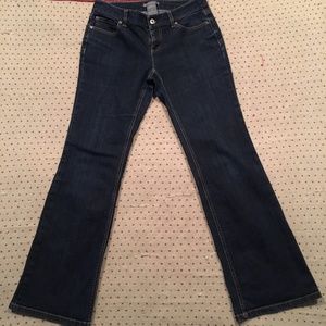 SOLD - Ann Taylor Curvy Fit Jeans